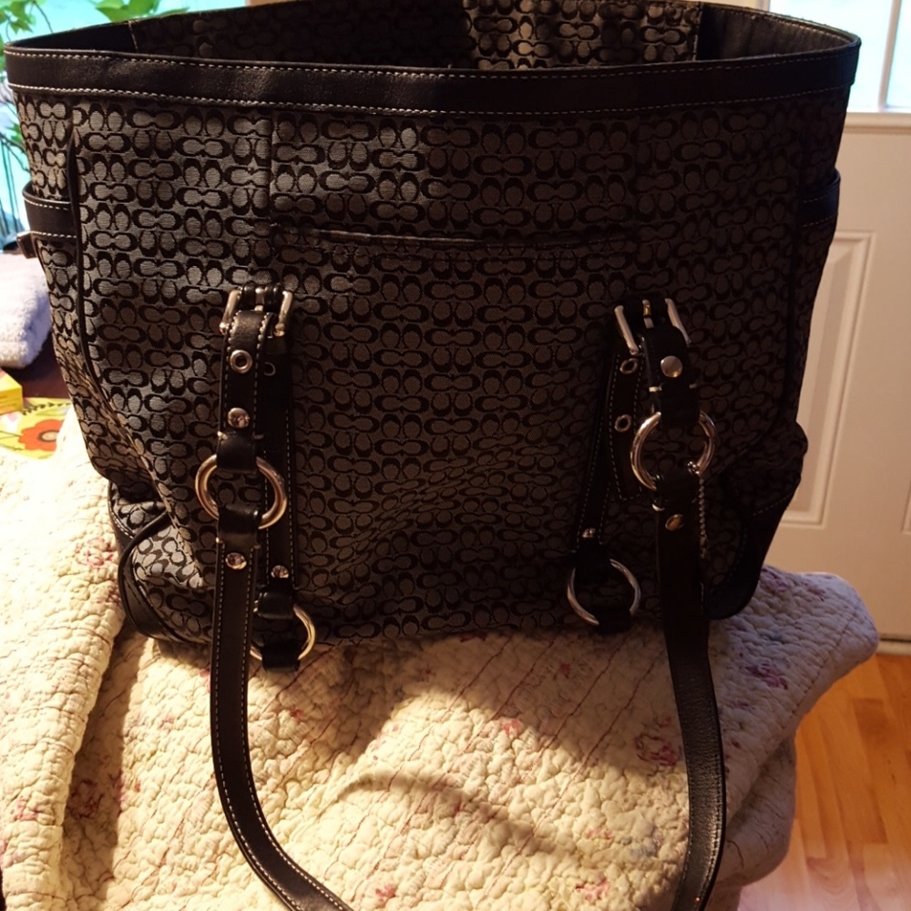 Purse - Picture 3 of 3